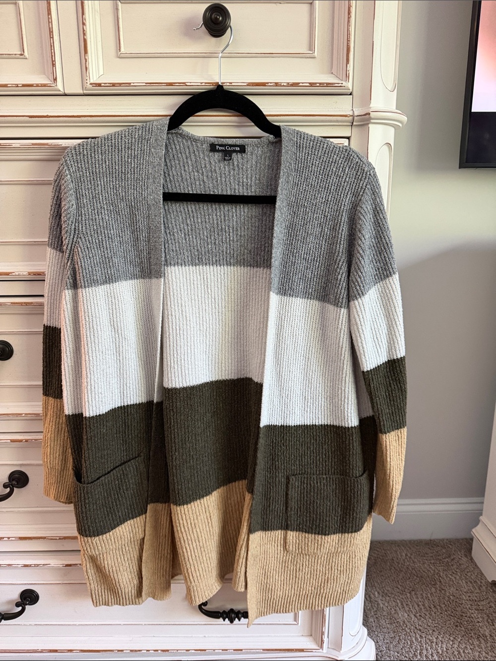Pink Clover Colorblock Open-Front Cardigan in Gray, White, Olive & Tan